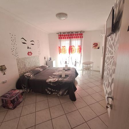 B&B Metalla Iglesias Bagian luar foto