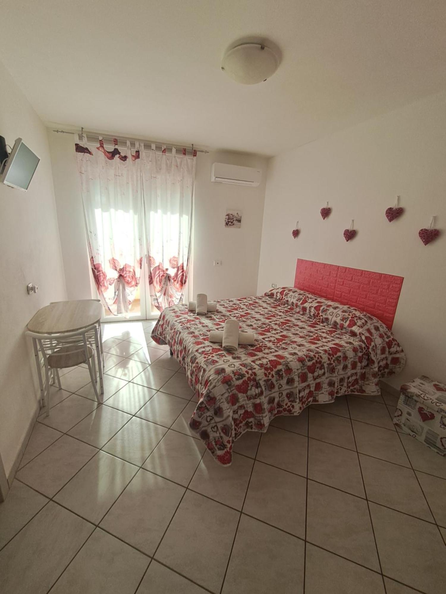 B&B Metalla Iglesias Bagian luar foto